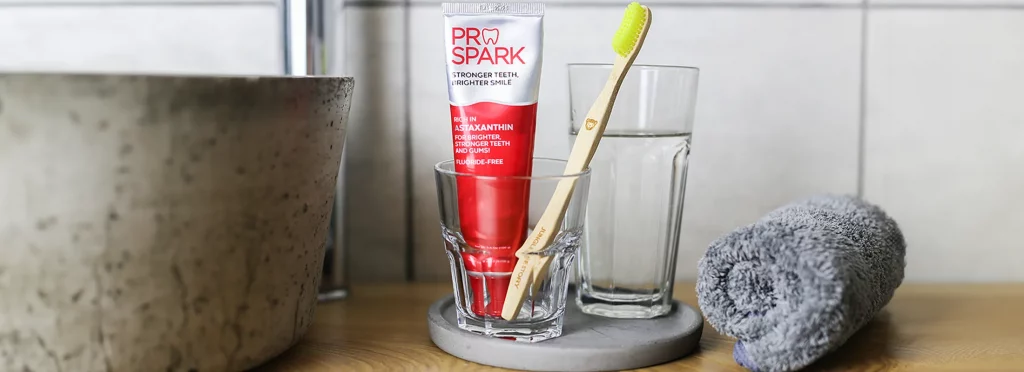 So bringst Du Dein strahlendes Lächeln und Deine Zahngesundheit auf Kurs